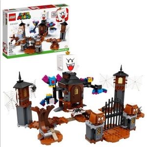 LEGO 71377 Super Mario King Boo and the Haunted Yard